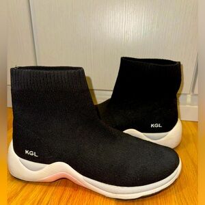 Kurt Geiger London Fashion Week Designer Sneakers from Harrods London. Size 7